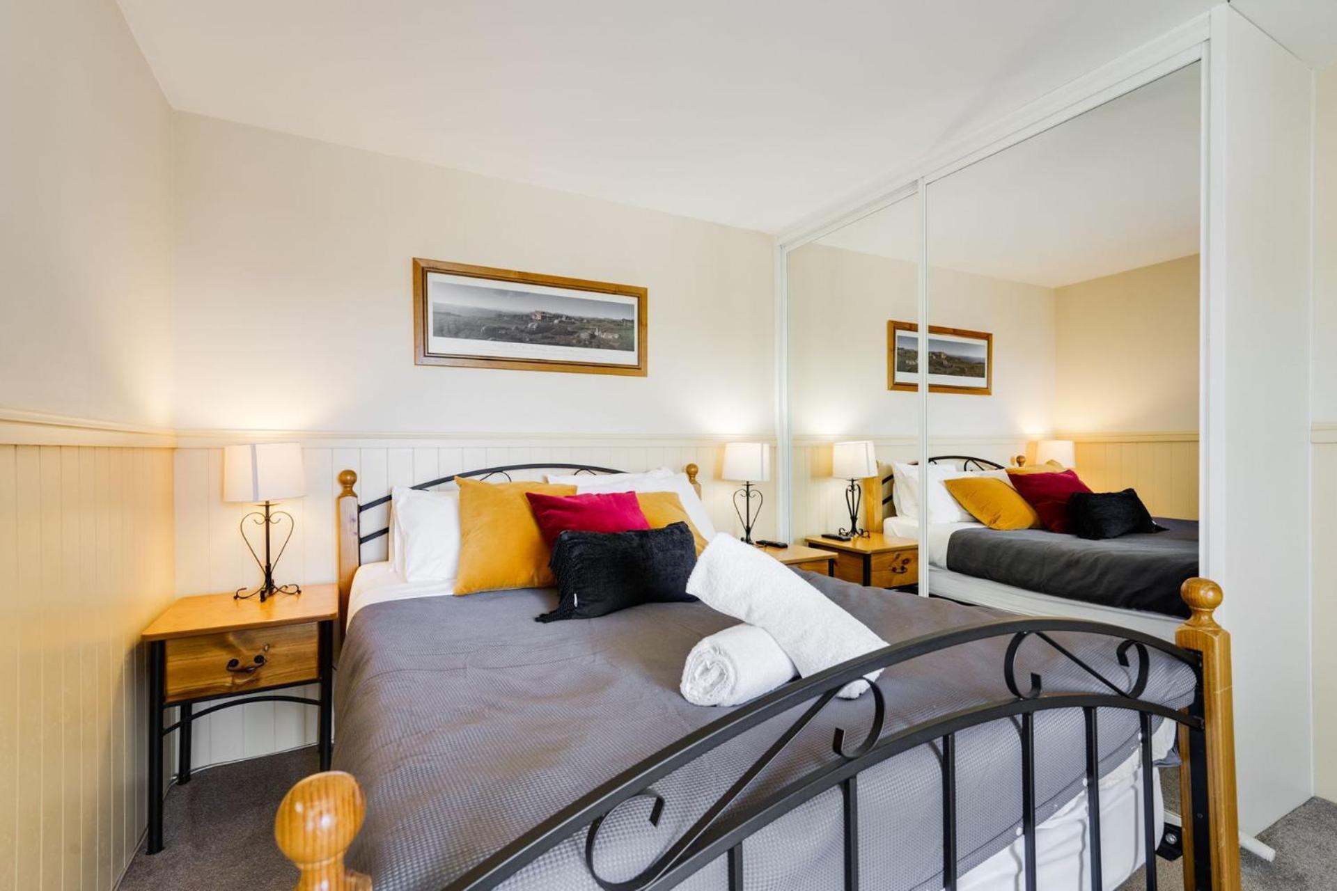 Dromaius 5 - 3Br Townhouse L Lake Views L Spa Bath L Wifi L Bbq Джиндабайн Экстерьер фото